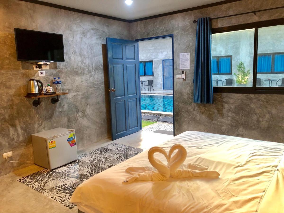 Ongsa House Hotel Банг Тао Бийч Екстериор снимка