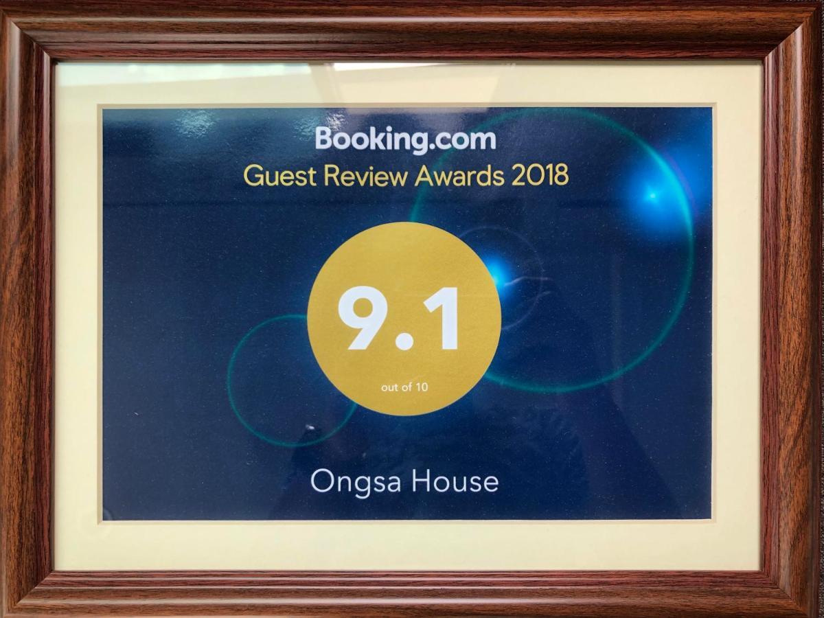 Ongsa House Hotel Банг Тао Бийч Екстериор снимка