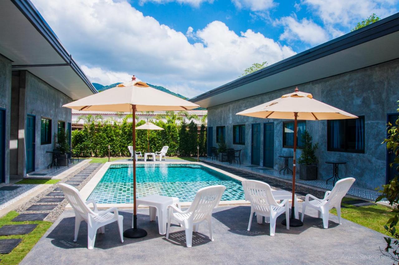 Ongsa House Hotel Банг Тао Бийч Екстериор снимка