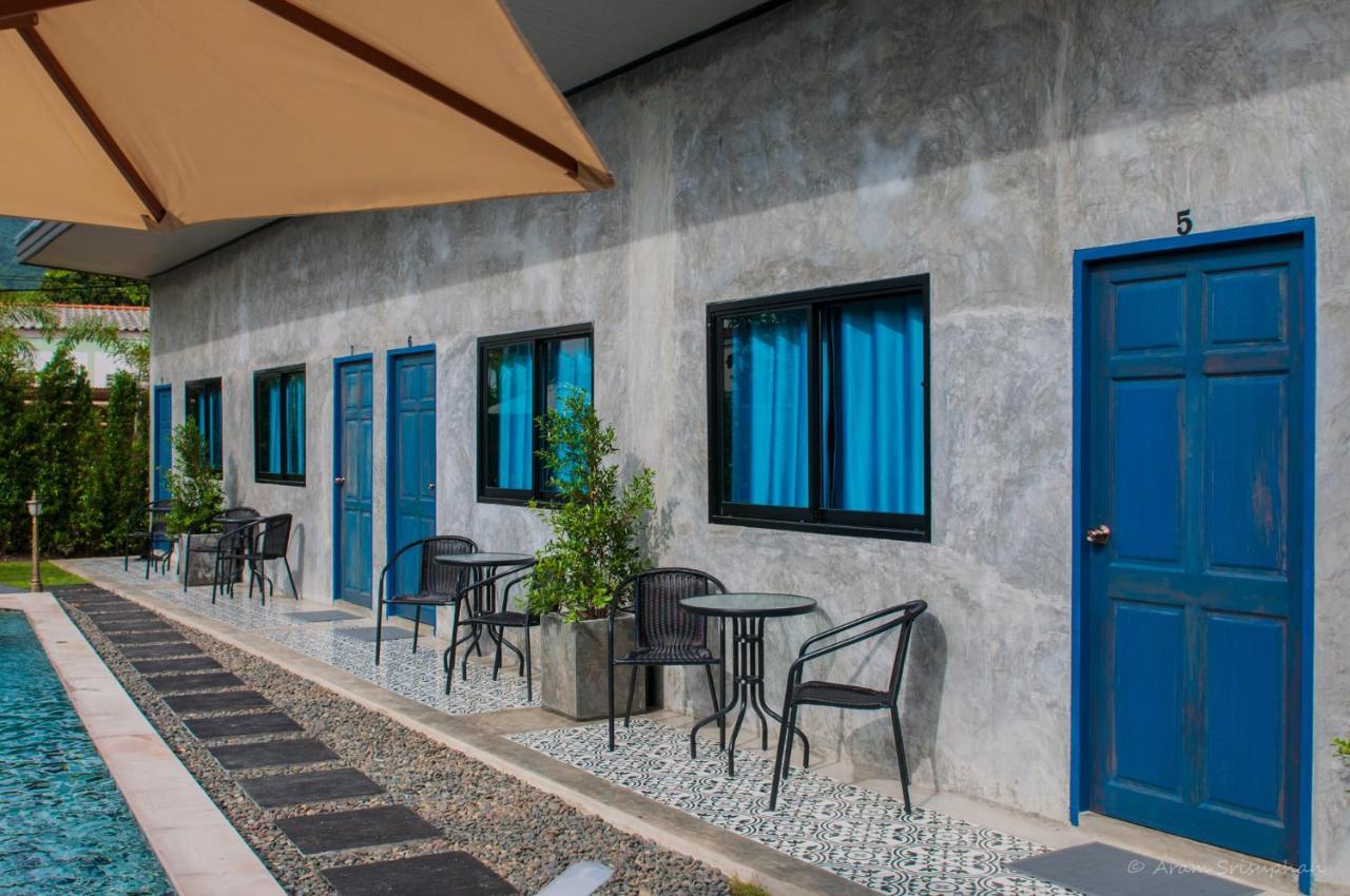 Ongsa House Hotel Банг Тао Бийч Екстериор снимка