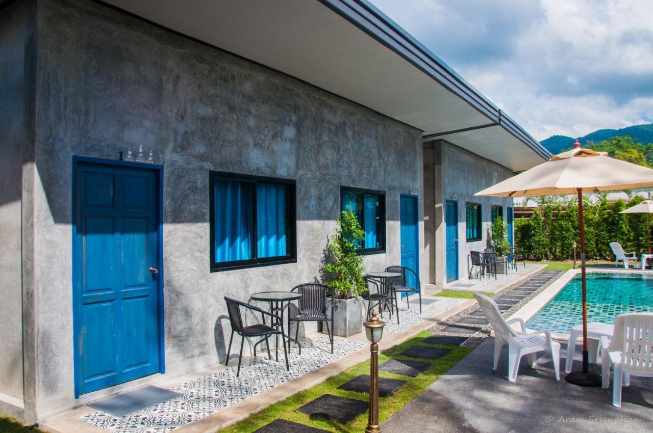 Ongsa House Hotel Банг Тао Бийч Екстериор снимка